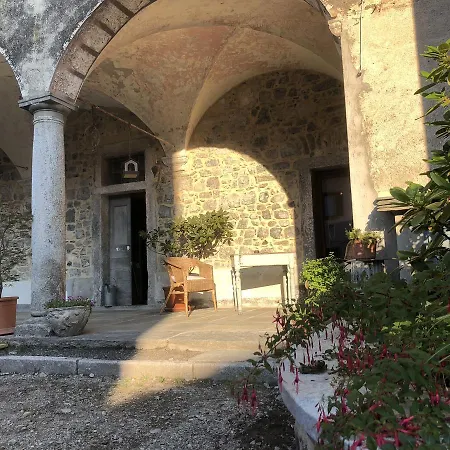 Cá Del Mecolo Di * Castiglione dʼIntelvi